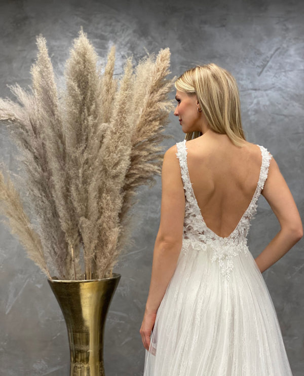 AnnAngelex 2021 Brautkleid B2182 2 Angelex Princess das Hochzeitshaus Brautmode in Singen