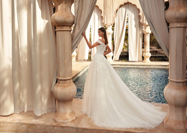 Demetrios 2021 Brautkleid 1096 16426 Angelex Princess das Hochzeitshaus Brautmode in Singen