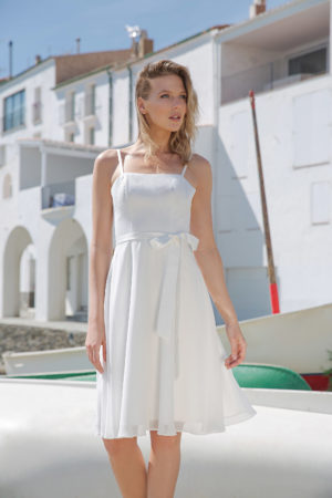 Kurzes knielanges Standesamtkleid ivory Kollektion 2020 A7215 6 bei Angelex Princess das Hochzeitshaus Brautmode Singen