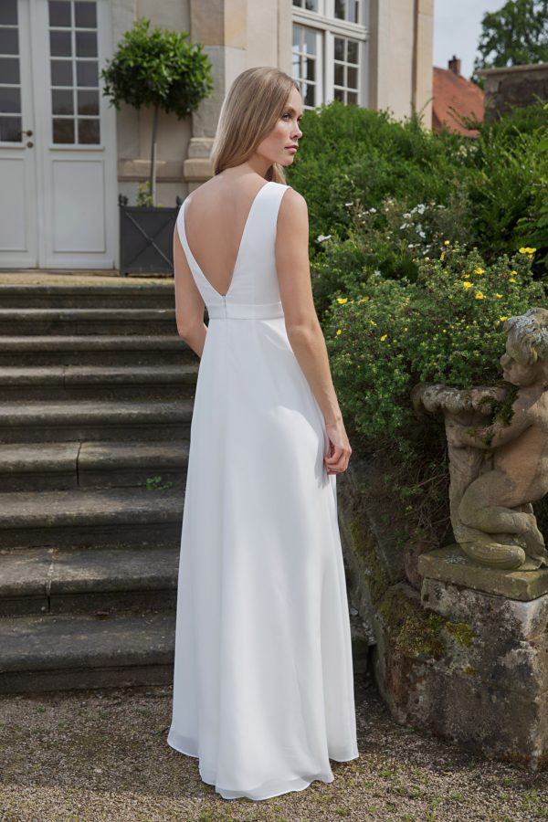 Langes Standesamtkleid ivory Kollektion 2020 A7207 3 bei Angelex Princess das Hochzeitshaus Brautmode Singen