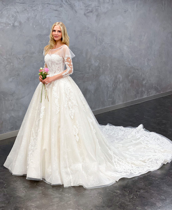 Miss Germany 2021 Brautkleid MGB67 1 Angelex Princess das Hochzeitshaus Brautmode in Singen