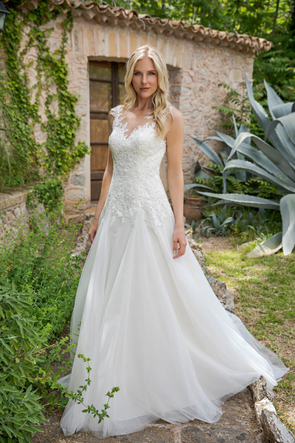 Amera Vera 2022 Brautkleid B2209 1 Angelex Princess Das Hochzeitshaus Singen