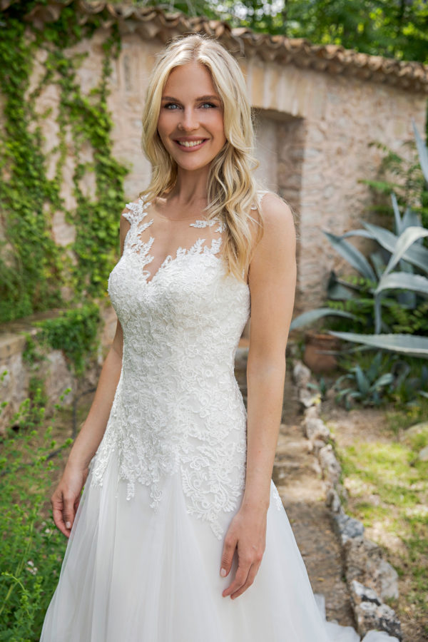 Amera Vera 2022 Brautkleid B2209 2 Angelex Princess Das Hochzeitshaus Singen