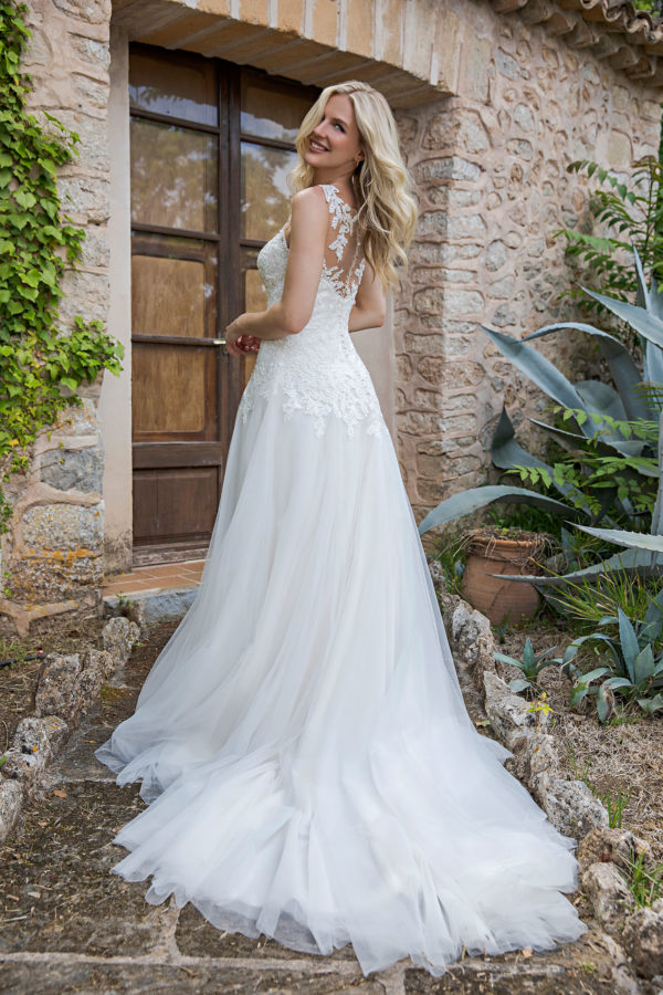 Amera Vera 2022 Brautkleid B2209 4 Angelex Princess Das Hochzeitshaus Singen
