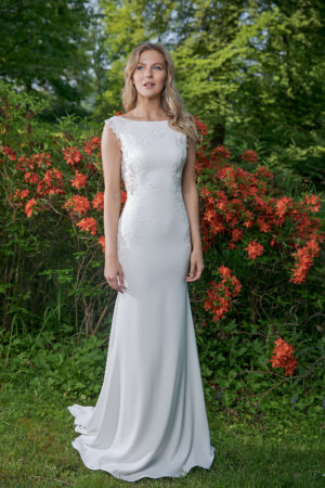 Amera Vera Kollektion 2020 ivory Brautkleid Adina B2041 4 Angelex Princess Das Hochzeitshaus Singen