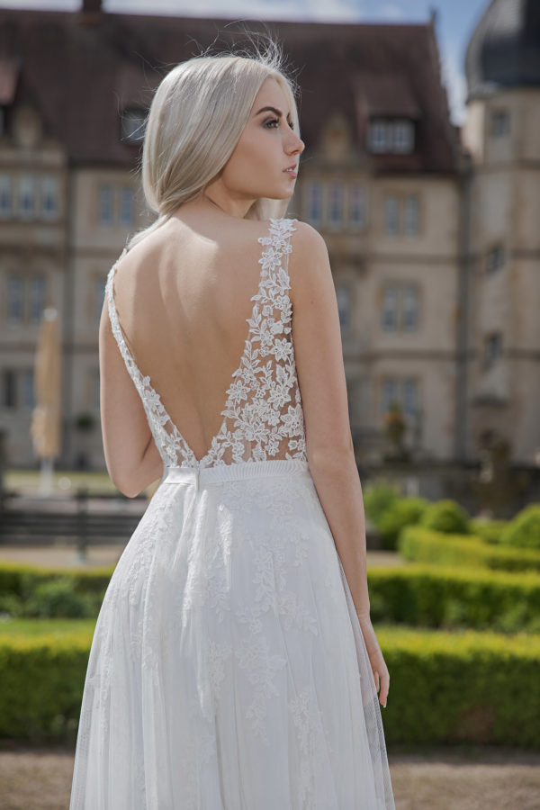 AnnAngelex Kollektion 2020 ivory Brautkleid Brenda B2068 1 Angelex Princess Das Hochzeitshaus Singen