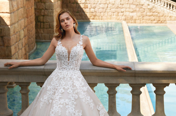 Demetrios 2022 Hochzeitskleid 1152 2 Angelex Princess Das Hohzeitshaus Brautmode Singen