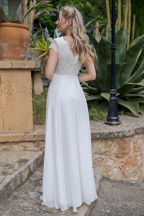 Standesamtkleid 2022 A7311 3 bei Angelex Princess Das Hochzeitshaus Singen