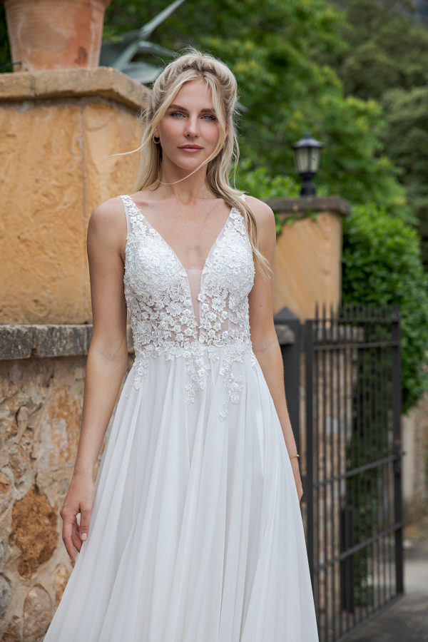 Standesamtkleid 2022 AL16630A 2 bei Angelex Princess Das Hochzeitshaus Singen