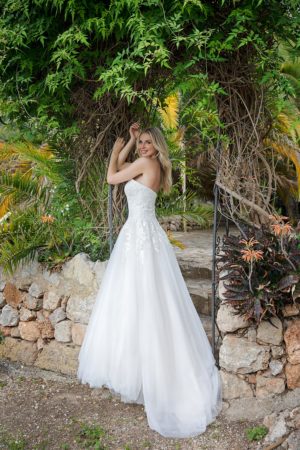 Amera Vera 2023 Brautkleid B2301 (2) Angelex Princess Brautmode Singen