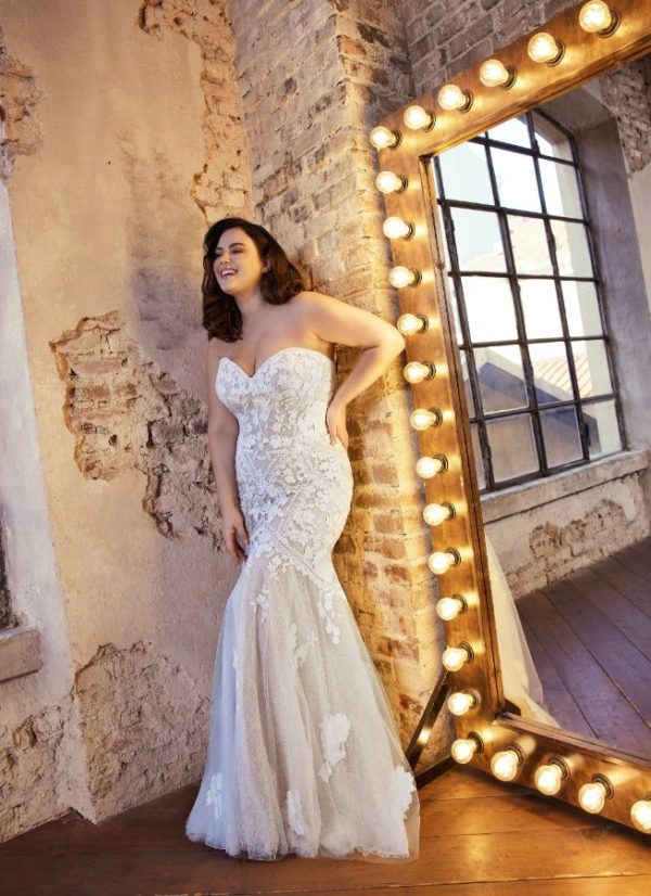 Plus Size Curvy 2023 Brautkleid m tabitha ivor ivor timeless beauty collection tabitha afront 3 0510 Angelex Princess Brautmode Singen