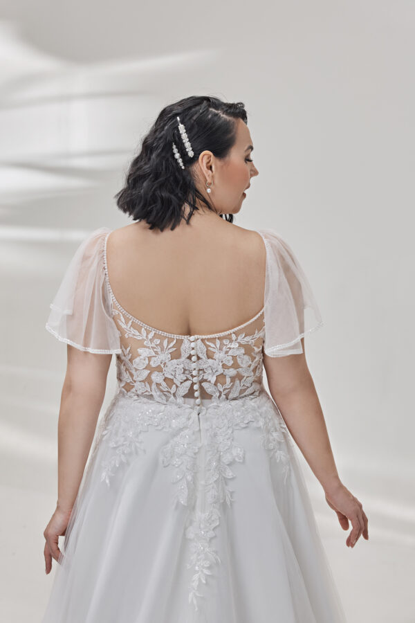 Molly Monroe by Lohrengel Kollektion 2025 Curvy Brautkleid LB506 4 Plus Size Brautkleid Angelex Princess Hochzeitshaus Brautmode Singen
