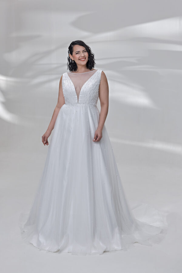 Molly Monroe by Lohrengel Kollektion 2025 Curvy Brautkleid LB531 7 Plus Size Brautkleid Angelex Princess Hochzeitshaus Brautmode Singen