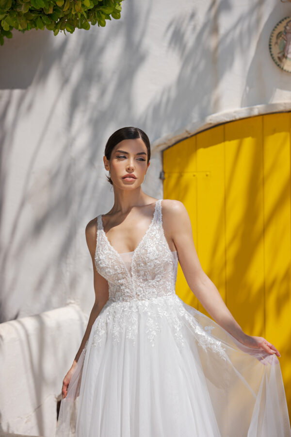 AnnAngelex 2024 ivory Brautkleid B2456 (4) Angelex Princess das Hochzeitshaus Brautmode in Singen