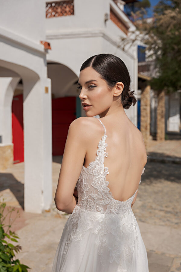 AnnAngelex 2024 ivory Brautkleid B2460 (4) Angelex Princess das Hochzeitshaus Brautmode in Singen