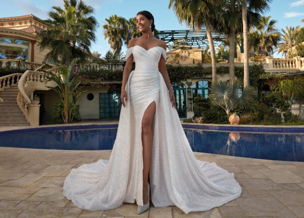 Demetrios 2024 ivory Brautkleid 1249 1 Angelex Princess das Hochzeitshaus Brautmode in Singen