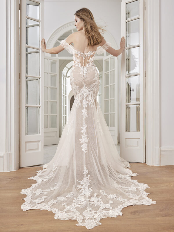 Enzoani Etoile 2024 ivory Brautkleid 24 Etoile PRO CHEYENNE Straps Bac Web Angelex Princess das Hochzeitshaus Brautmode in Singen
