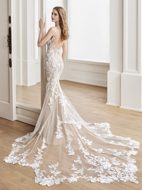 Enzoani Etoile 2024 ivory Brautkleid 24 Etoile PRO REILLY Bac Web Angelex Princess das Hochzeitshaus Brautmode in Singen