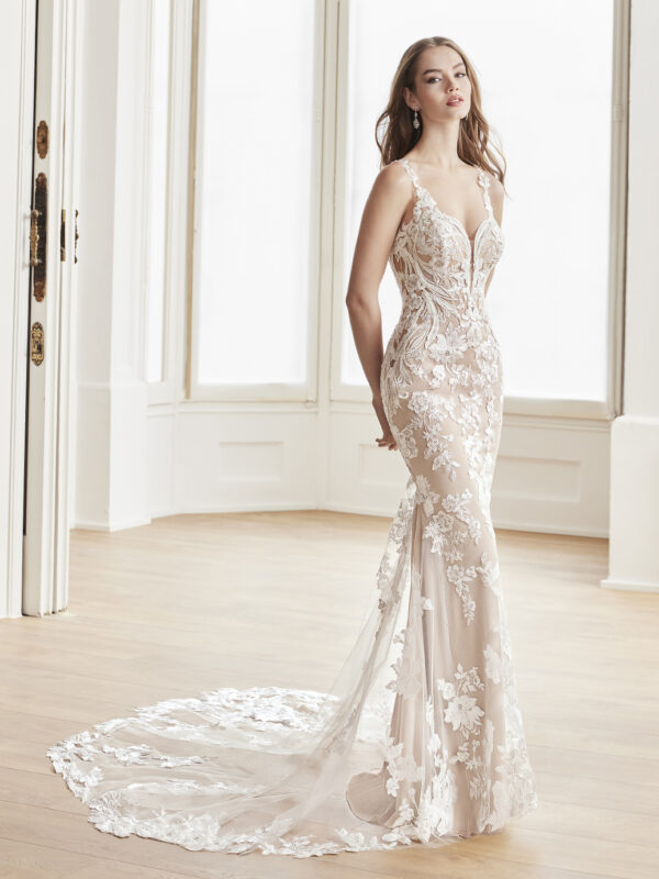 Enzoani Etoile 2024 ivory Brautkleid 24 Etoile PRO REILLY Fro Web Angelex Princess das Hochzeitshaus Brautmode in Singen