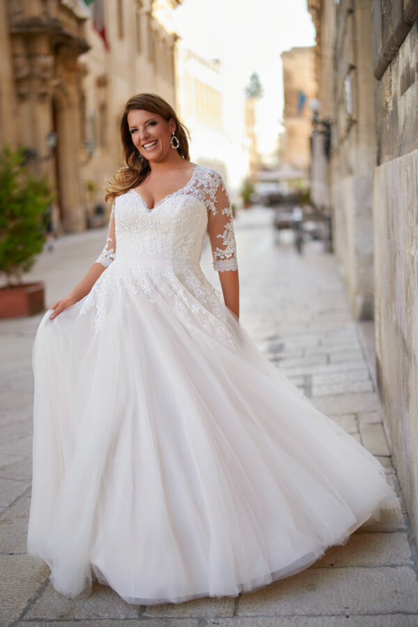 Tres Chic 2024 Brautkleid ME 24304 0798 Angelex Princess das Hochzeitshaus Brautmode in Singen