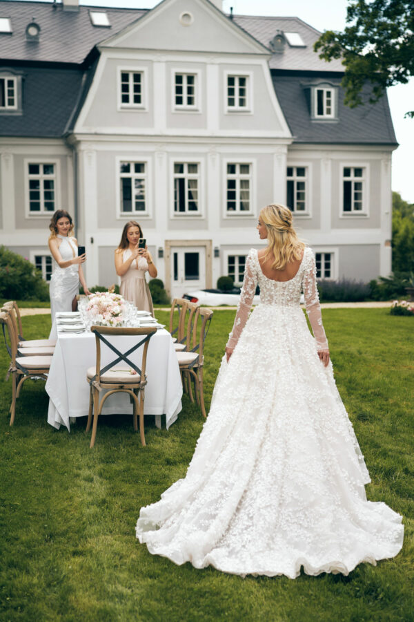 annais ola la 2024 ivory Brautkleid Mia back Angelex Princess das Hochzeitshaus Brautmode in Singen